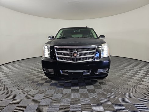 Used 2013 Cadillac Escalade Platinum image 5
