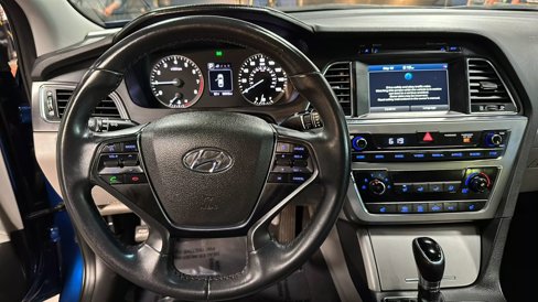 Used 2017 Hyundai Sonata Sport w/ Value Edition Package 02 image 38