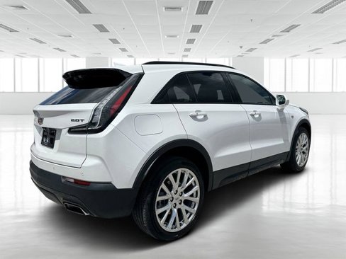 Used 2019 Cadillac XT4 Sport image 3