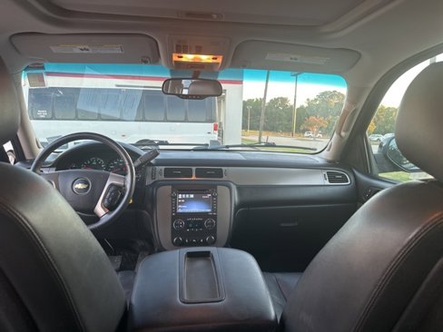 Used 2012 Chevrolet Tahoe LT image 11
