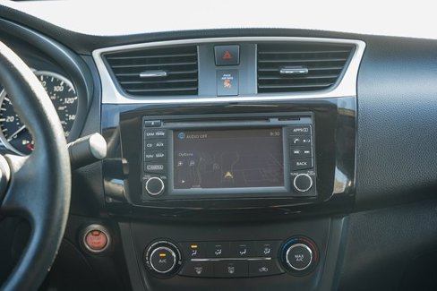 Certified 2016 Nissan Sentra SV w/ Driver's Assist Package image 15