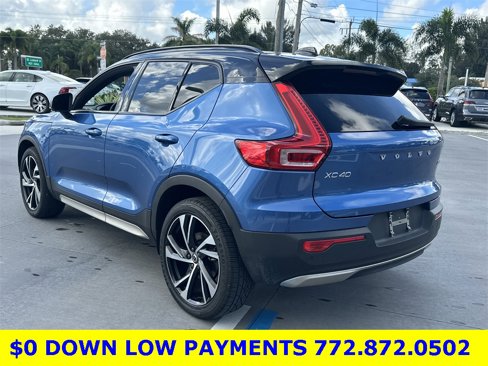 Used 2021 Volvo XC40 T5 R-Design image 8