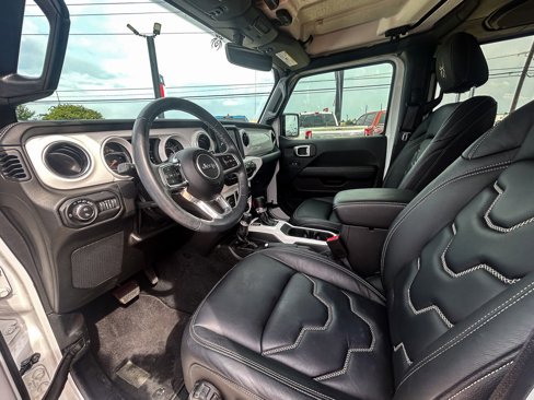 Used 2022 Jeep Gladiator Overland w/ Cold Weather Group image 21