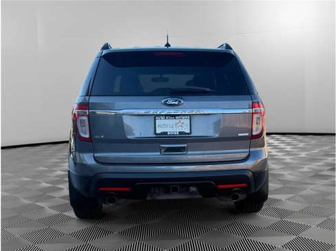 Used 2013 Ford Explorer XLT image 4