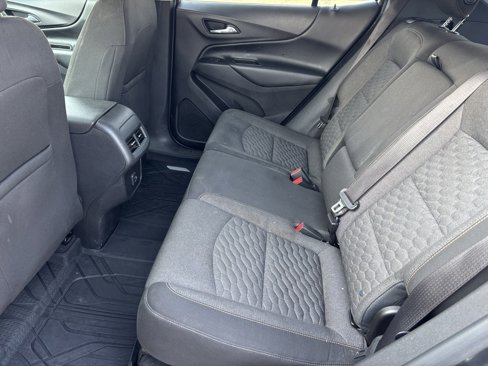 Used 2019 Chevrolet Equinox LT image 17