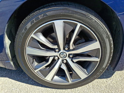 Used 2020 Nissan Maxima 3.5 SV w/ Floor Mat Group image 8