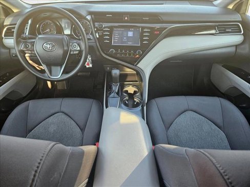 Used 2019 Toyota Camry LE image 18