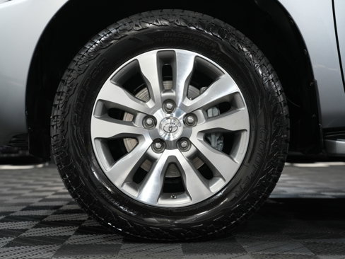 Used 2015 Toyota Sequoia Limited image 57