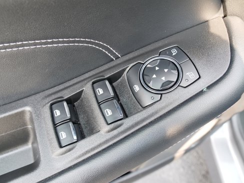 Used 2024 Ford Edge Titanium image 16