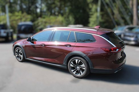 Used 2018 Buick Regal Essence w/ Driver Confidence Package #1 image 6