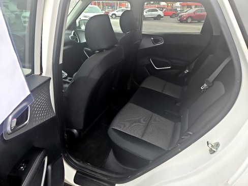 Used 2021 Kia Soul LX image 14