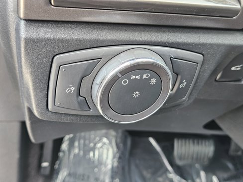 Used 2019 Ford Fusion SEL image 21