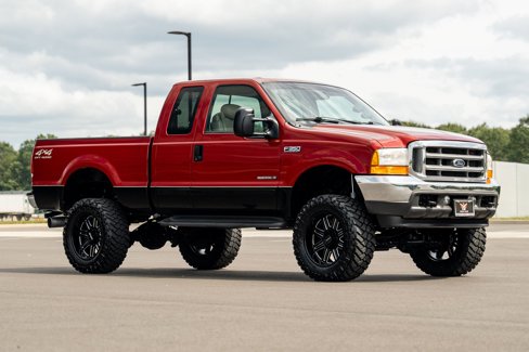 Used 2001 Ford F350 Lariat image 9