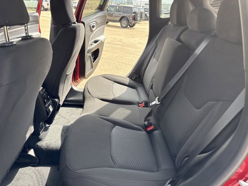 New 2025 Jeep Compass Sport image 28