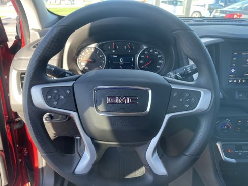 Used 2023 GMC Terrain SLE w/ Driver Convenience Package image 17