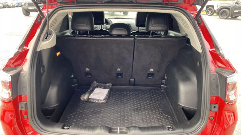 Used 2018 Jeep Compass Latitude image 27