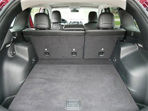 Used 2019 Jeep Cherokee Latitude Plus w/ Cold Weather Group image 10
