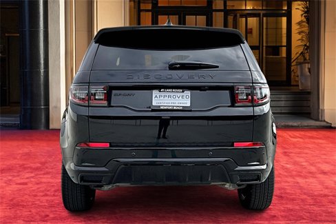 Used 2025 Land Rover Discovery Sport Dynamic SE image 3