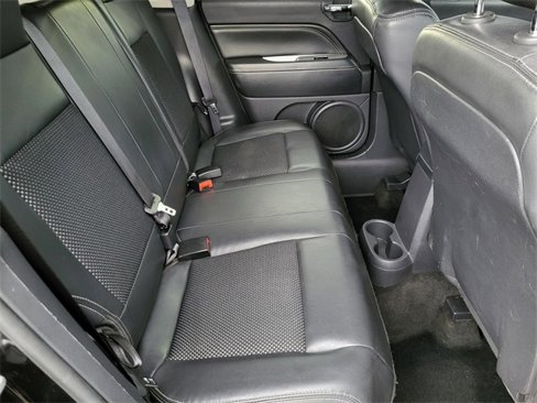 Used 2014 Jeep Compass Latitude image 25