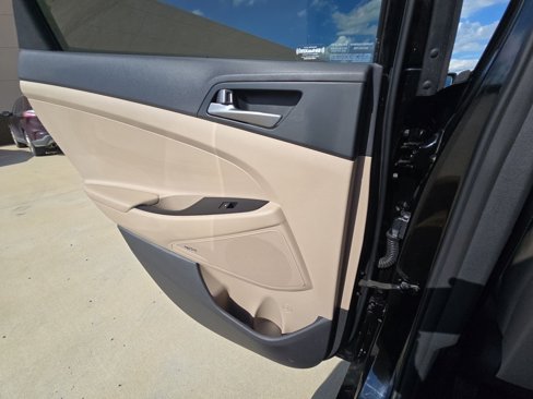 Used 2018 Hyundai Tucson SEL Plus image 25