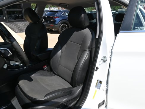 Used 2013 Hyundai Sonata SE w/ Navigation & Sunroof Pkg image 19