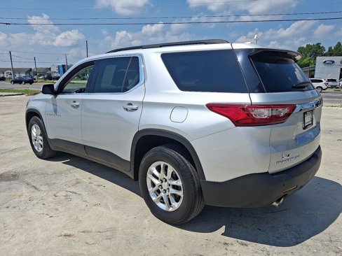 Used 2020 Chevrolet Traverse LT image 11