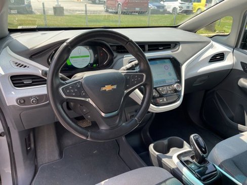 Used 2021 Chevrolet Bolt LT image 9