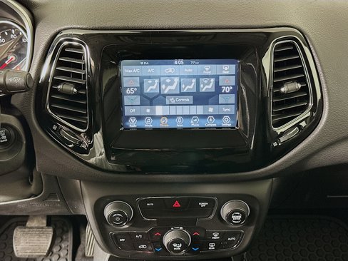 Used 2018 Jeep Compass Altitude w/ Popular Equipment Group image 22
