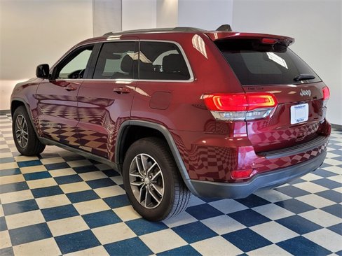 Used 2018 Jeep Grand Cherokee Laredo image 8