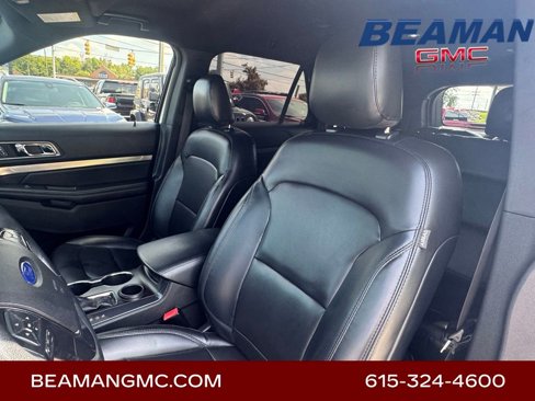 Used 2019 Ford Explorer XLT w/ Equipment Group 202A image 19