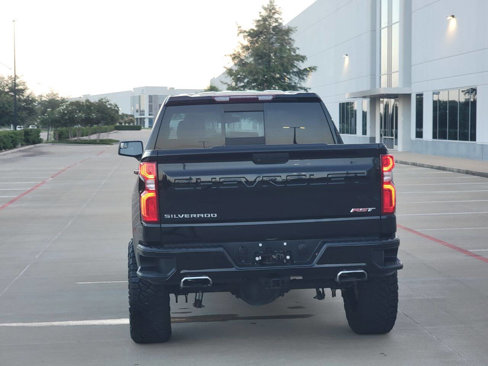 Used 2020 Chevrolet Silverado 1500 RST image 9