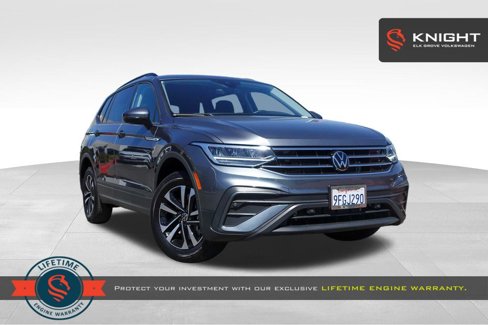 Used 2024 Volkswagen Tiguan S image 1