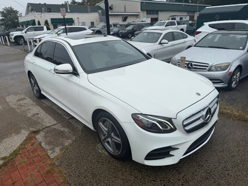 Used 2019 Mercedes-Benz E 300 4MATIC w/ Premium 1 Package image 12