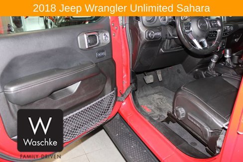 Used 2018 Jeep Wrangler Unlimited Sahara image 15