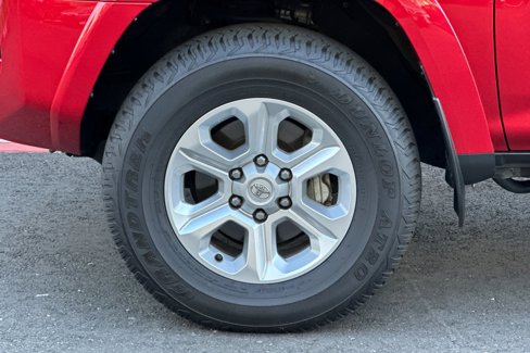 Used 2024 Toyota 4Runner SR5 image 11