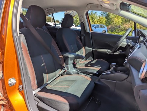 Used 2021 Nissan Versa SR w/ Convenience Package image 33