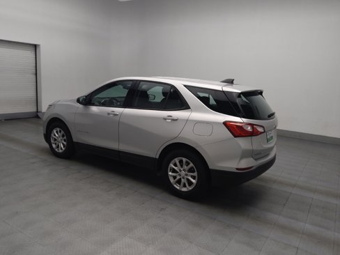Used 2019 Chevrolet Equinox LS image 3