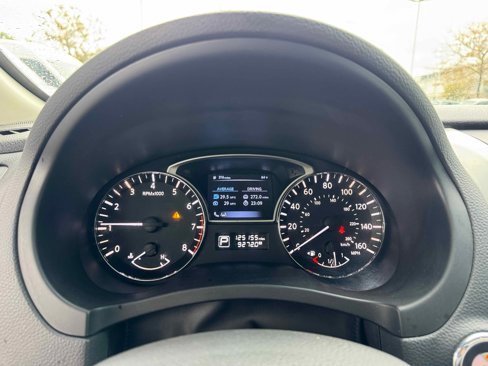Used 2014 Nissan Altima 2.5 SL w/ Technology Package image 19