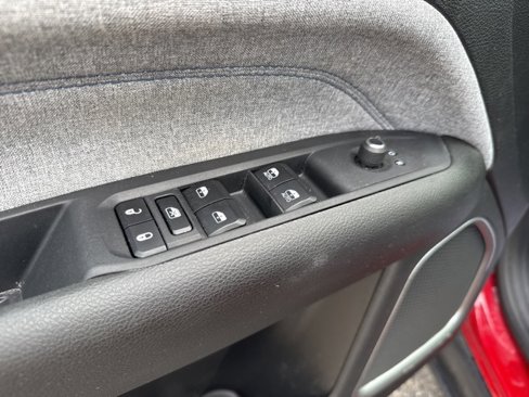 Used 2023 Jeep Compass Latitude w/ Convenience Group image 14
