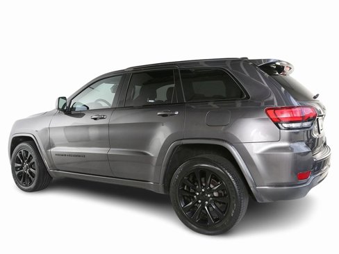 Used 2019 Jeep Grand Cherokee Altitude image 7