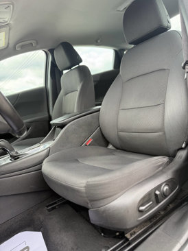 Used 2016 Chevrolet Malibu LT image 9