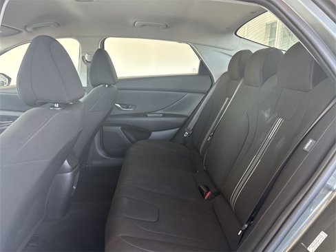 Used 2024 Hyundai Elantra SEL image 16