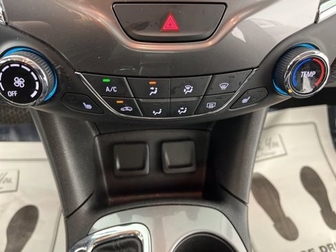 Used 2018 Chevrolet Cruze LT w/ Convenience Package image 27
