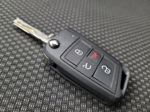 Used 2019 Volkswagen Jetta SE image 32