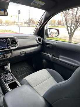 Used 2022 Toyota Tacoma SR5 image 35