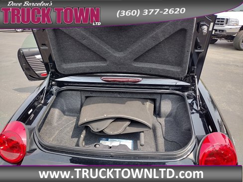 Used 2004 Ford Thunderbird image 14