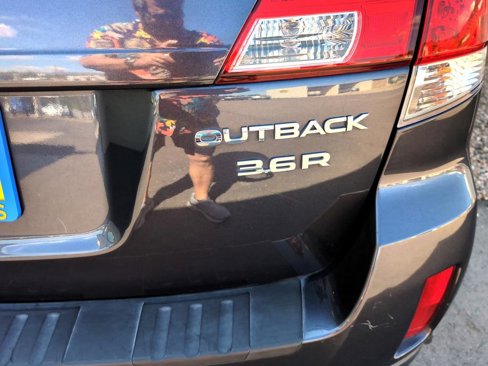 Used 2013 Subaru Outback 3.6R Limited image 33