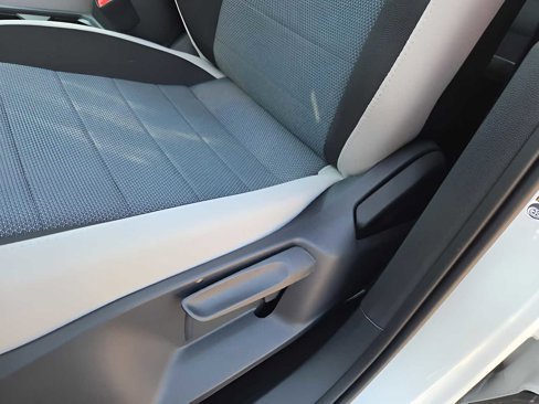 New 2025 Volkswagen Taos S image 15