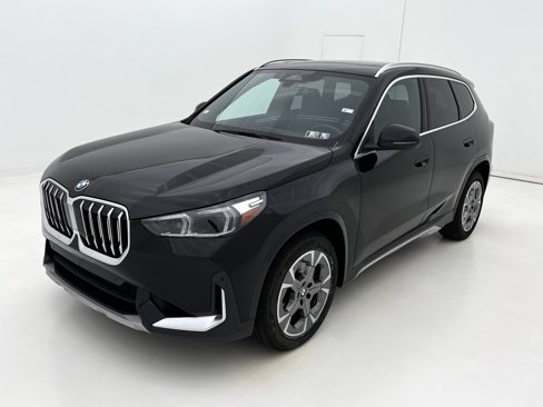 Certified 2025 BMW X1 xDrive28i w/ Convenience Package image 4