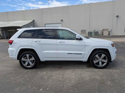 Used 2021 Jeep Grand Cherokee Laredo X image 7